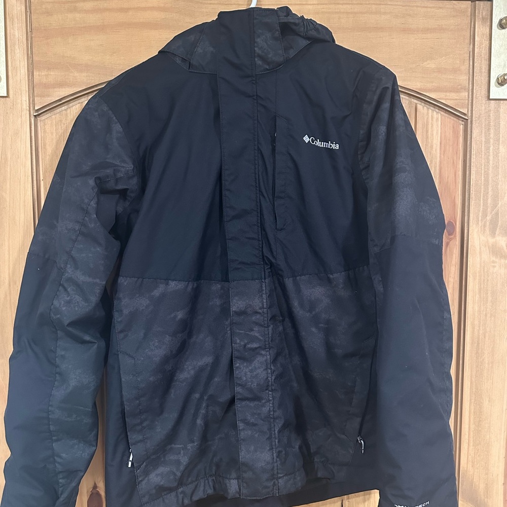 Columbia Men's Black Raincoat